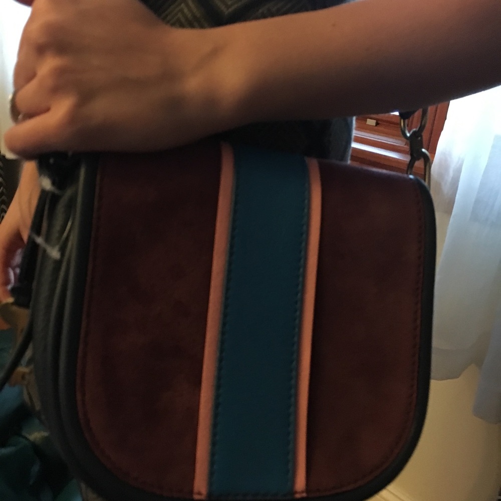 💗Preppy Classic Fossil Rumi small suede crossbody - Picture 2 of 6